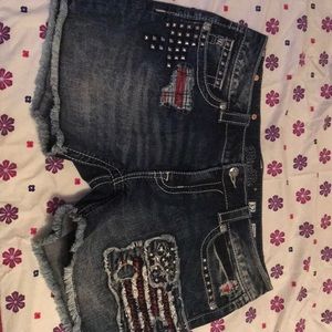 Brand new 🔥🔥 miss me shorts